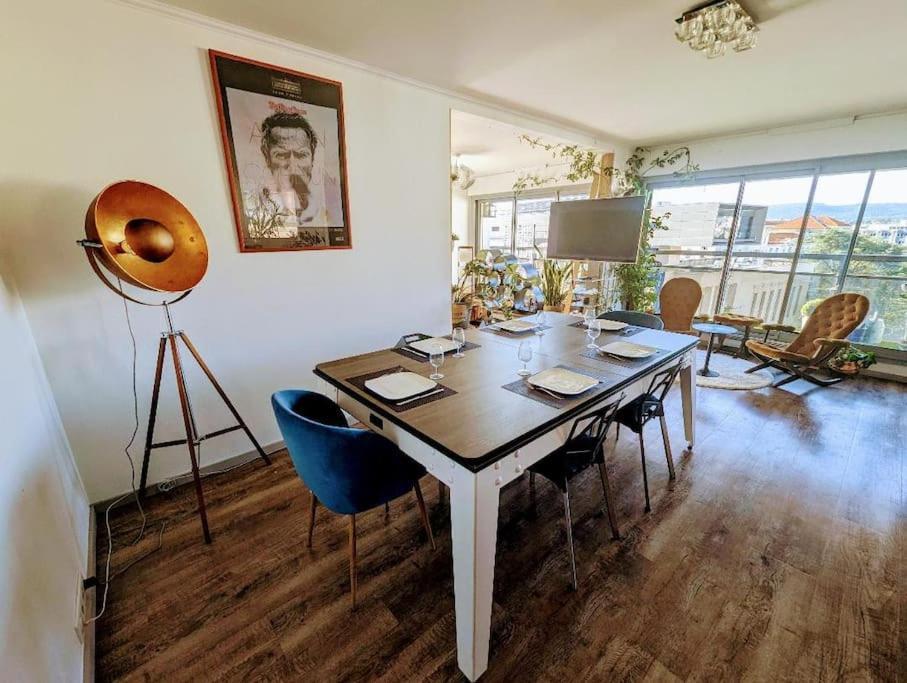 Appartement 85m2, Hypercentre, Balcon, Parking, Clim